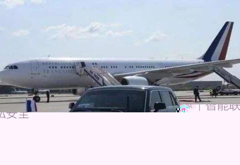 速递!新鲜的“红旗“资讯全在这，看我就够了