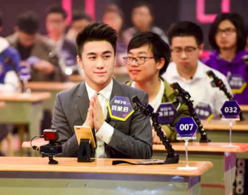 年薪千万嫁豪门座驾却只有40万,奚梦瑶和何猷君的爱情与钱无关?