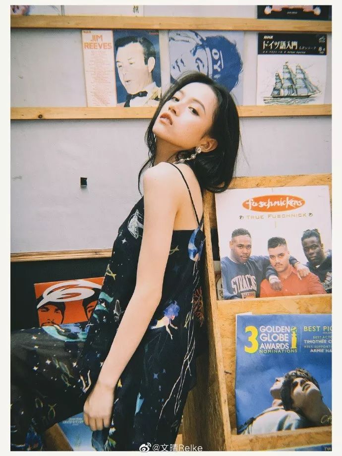 文晴微博发四张美照