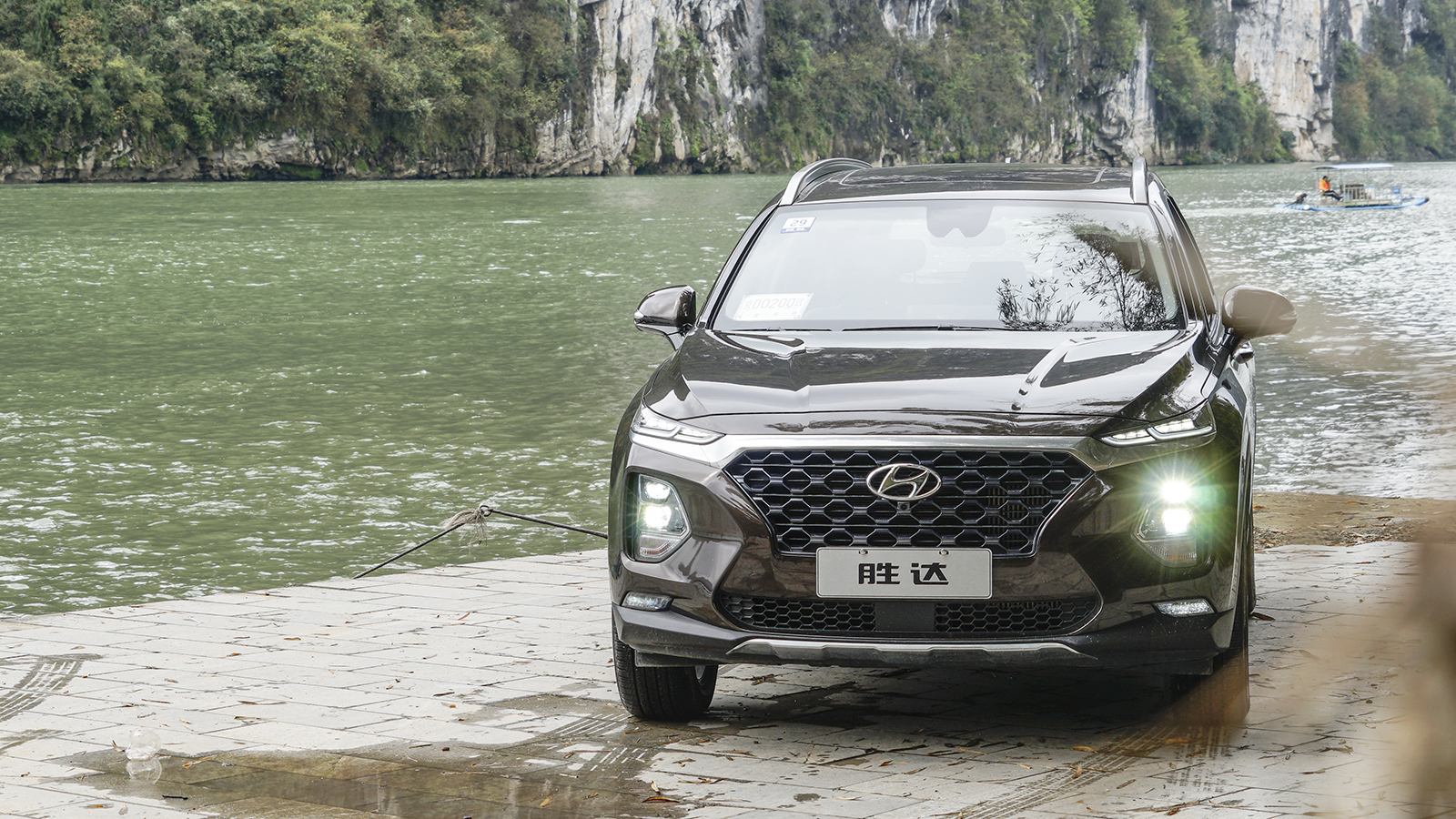 这台现代,或许是30万以内最运动的7座SUV
