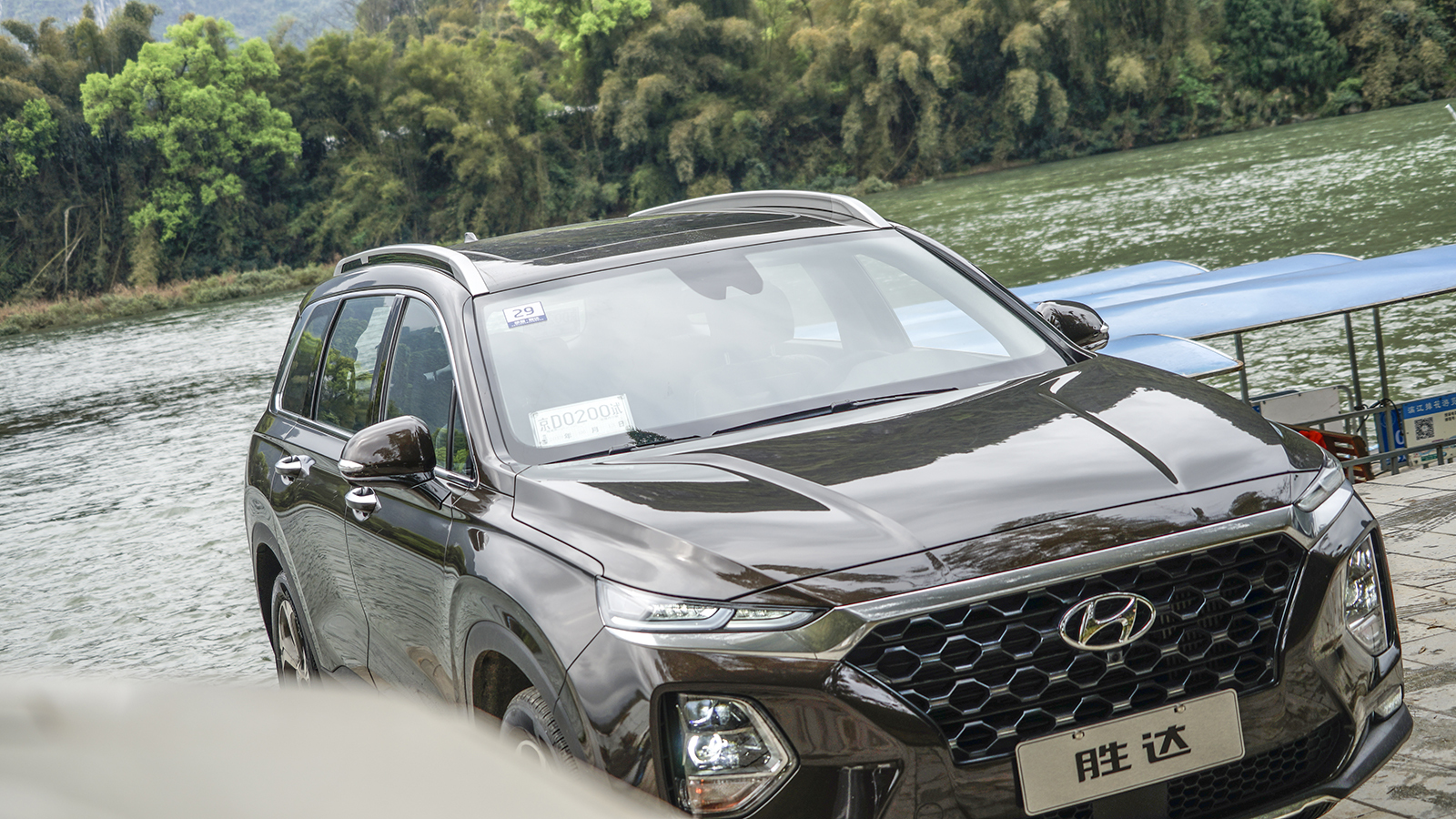 这台现代,或许是30万以内最运动的7座SUV