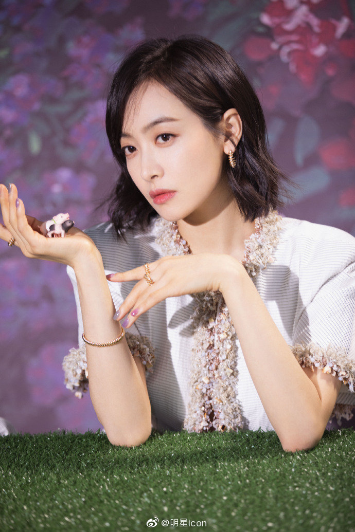 白女王图片_纵览新闻