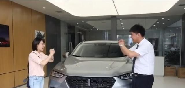 西安奔驰女车主喜提wey,高调参加wey车友会的公益活动