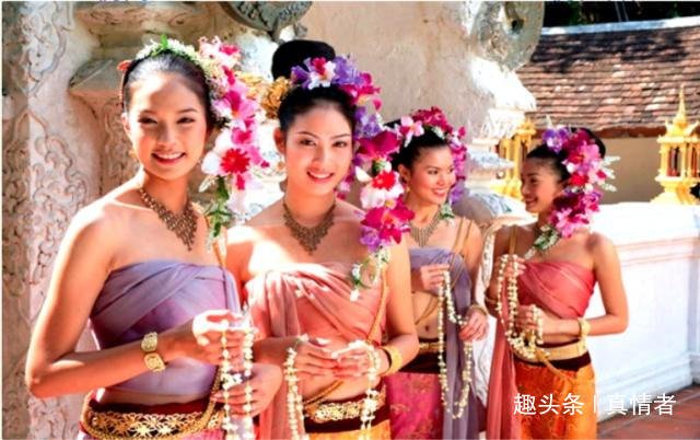 1万人民币可兑换4万泰铢,在泰国能干吗?泰国女孩告诉你!
