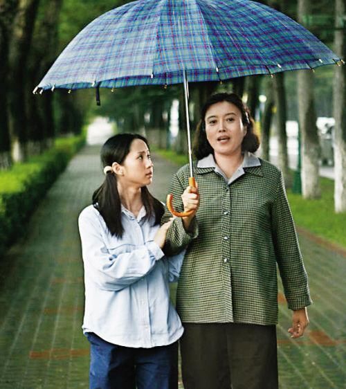 曾红过巩俐,两次离婚后被孙红雷抛弃,如今丁嘉丽沦落成什么样