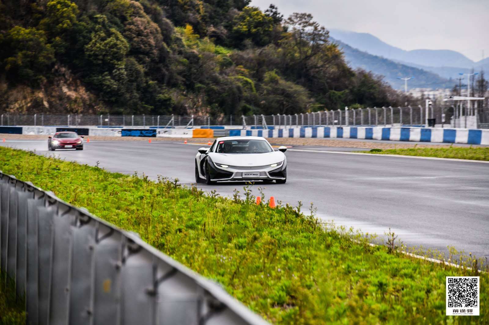 新能源品牌- @前途汽车 在宁波举办专业赛道试