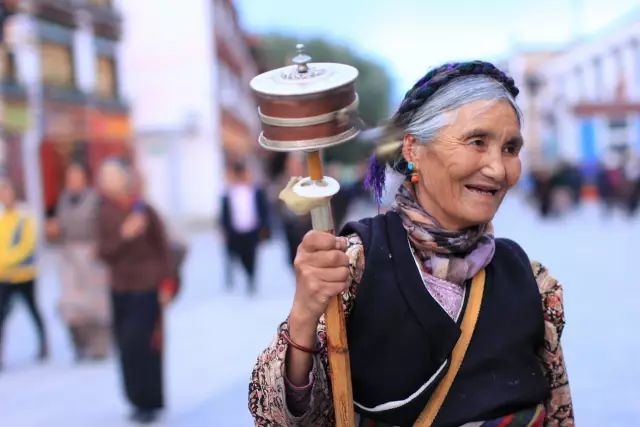 新疆这条公路翻越5000米高山成为“世界之最”！一生一定要去一次