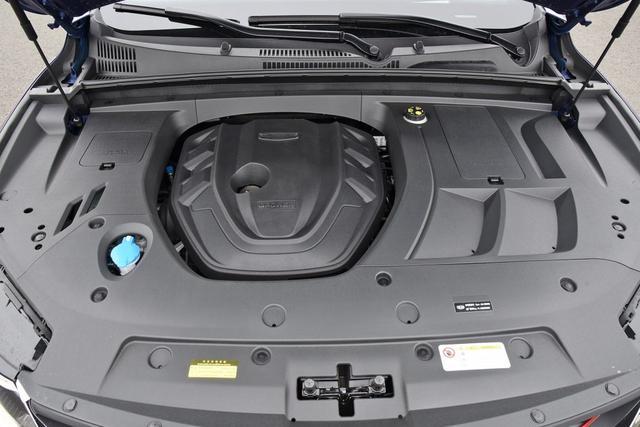 百公里加速6.8s,号称国产″宝马X4″,吉利全新SUV12w能火?