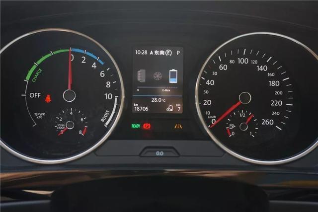 途观L PHEV评测:大众系的混动技术,竞争力有多强?