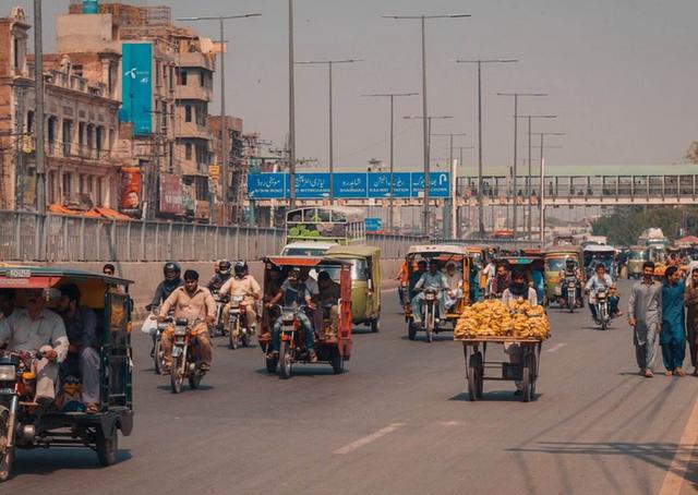 中国与巴基斯坦关系到底有多好?这位巴铁大哥