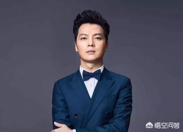 春晚主持人曝光,任鲁豫继续站C位成领军人物,如何评价任鲁豫?|央视