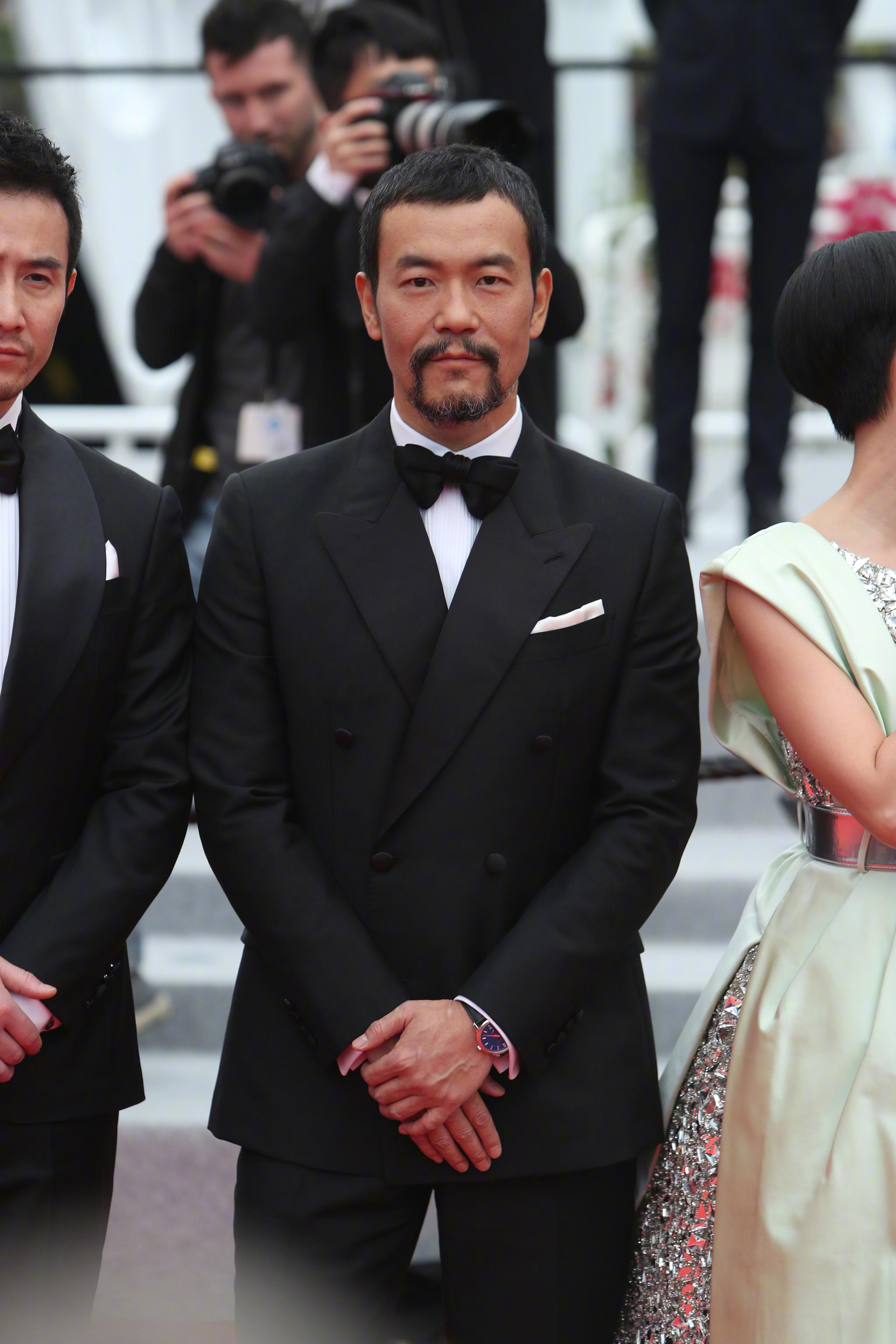 柏林最佳男主@廖凡 带着新作《南方车站的聚会》亮相首映红毯