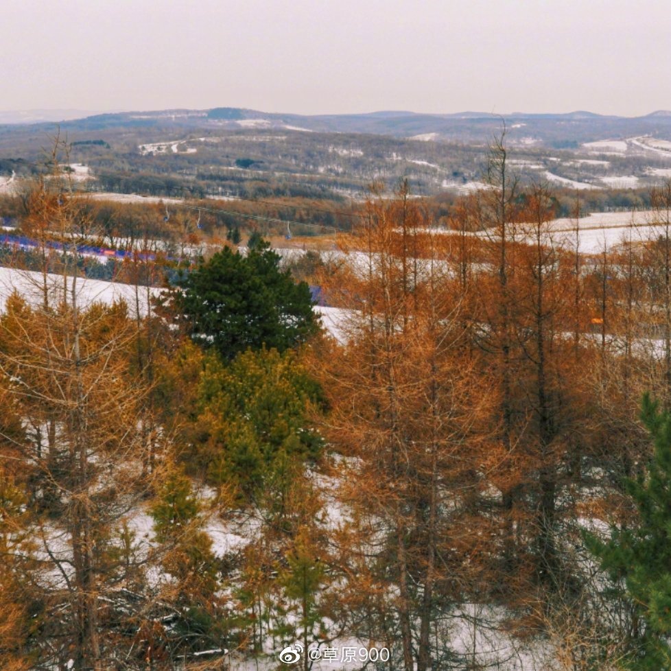 天定山滑雪场位于长春市东部莲花山生态旅游度假区内,环境优美