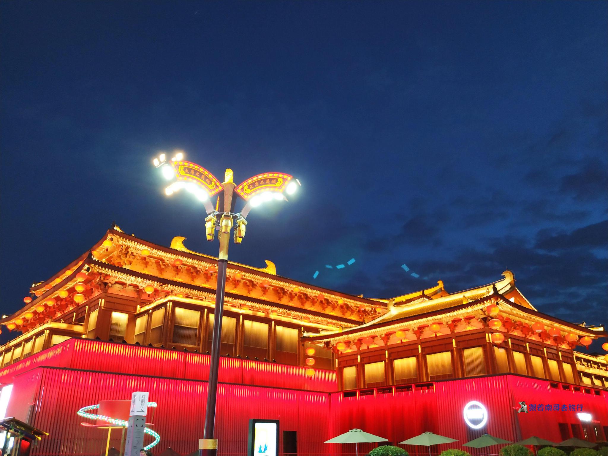 为了摆脱网红之城称呼，西安年最中国改名了？ 你更喜欢哪个呢？|西安旅游|西安|大唐不夜城_新浪新闻
