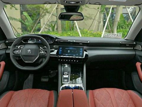 法系小狮子睡醒了？新车1.8T配8AT