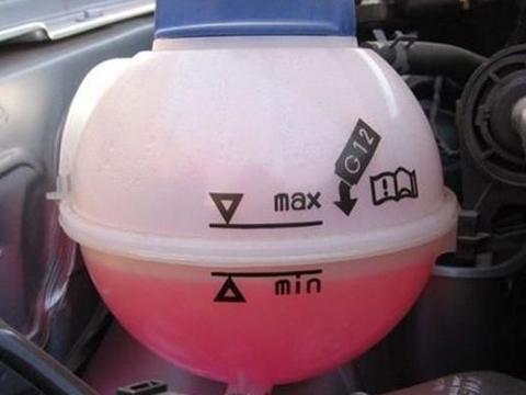 冷却液突然变少正常么？自己添加需要注意些什么