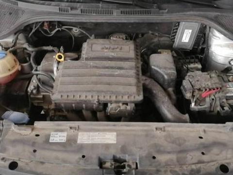 直接水冲太毁车！清洗发动机舱应该这样做！