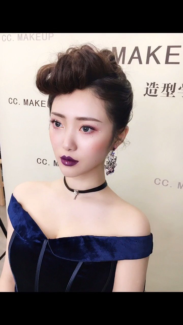 美美的晚宴妆容造型来啦 :程程婚嫁美学馆