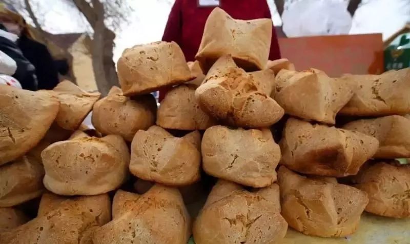 新疆托克逊火了！这里的杏花被全国人民盯上了！