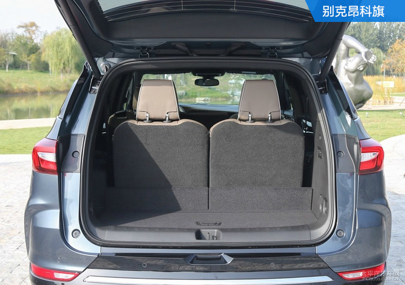 别克昂科旗对比福特锐界:7座合资SUV 要性价比还是质感?