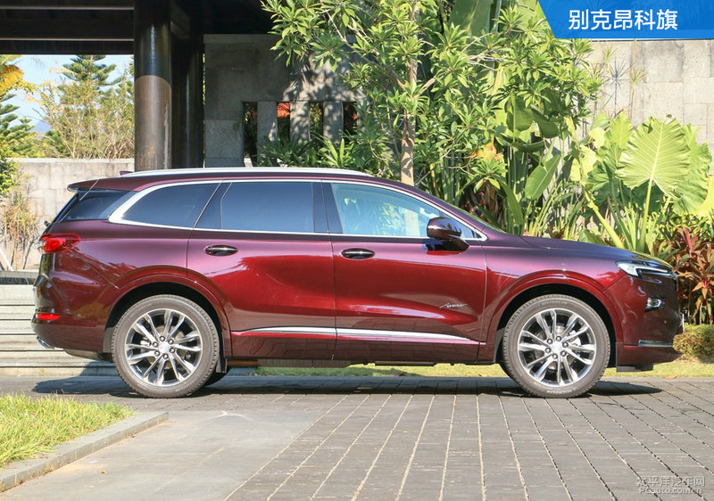别克昂科旗对比福特锐界:7座合资SUV 要性价比还是质感?