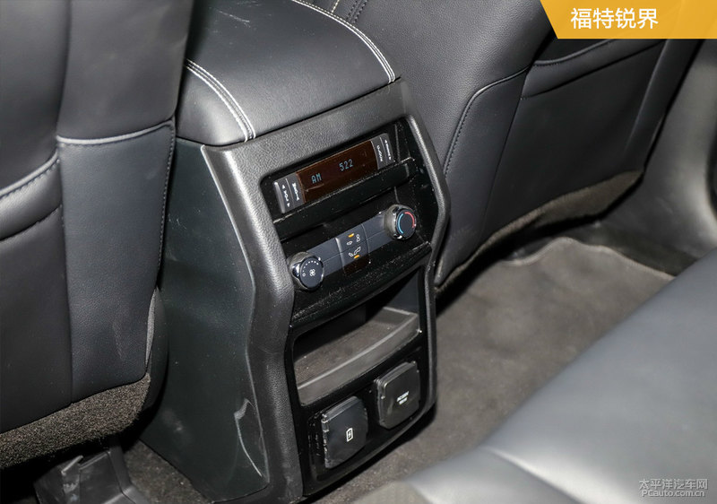 别克昂科旗对比福特锐界:7座合资SUV 要性价比还是质感?