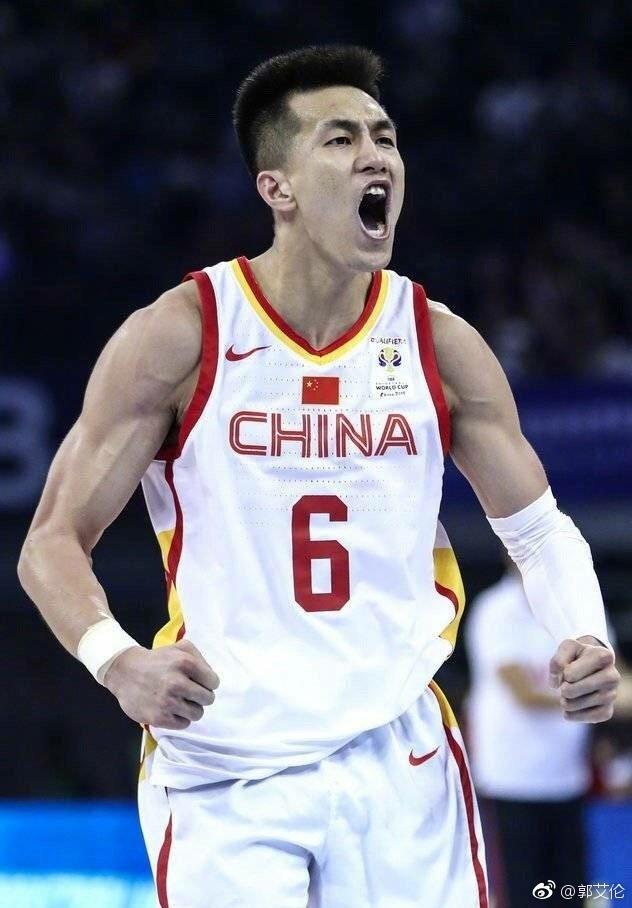 太逗!大侄子谈周琦:期待他回辽宁,我俩小时候经