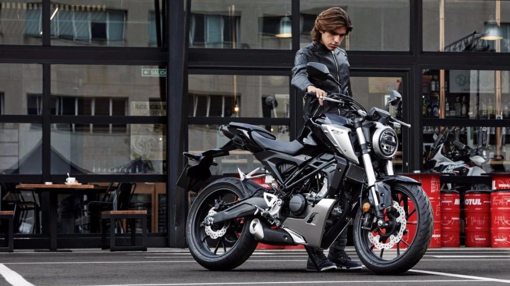 新车解析：2019款Honda CB125R，运动复古小本田