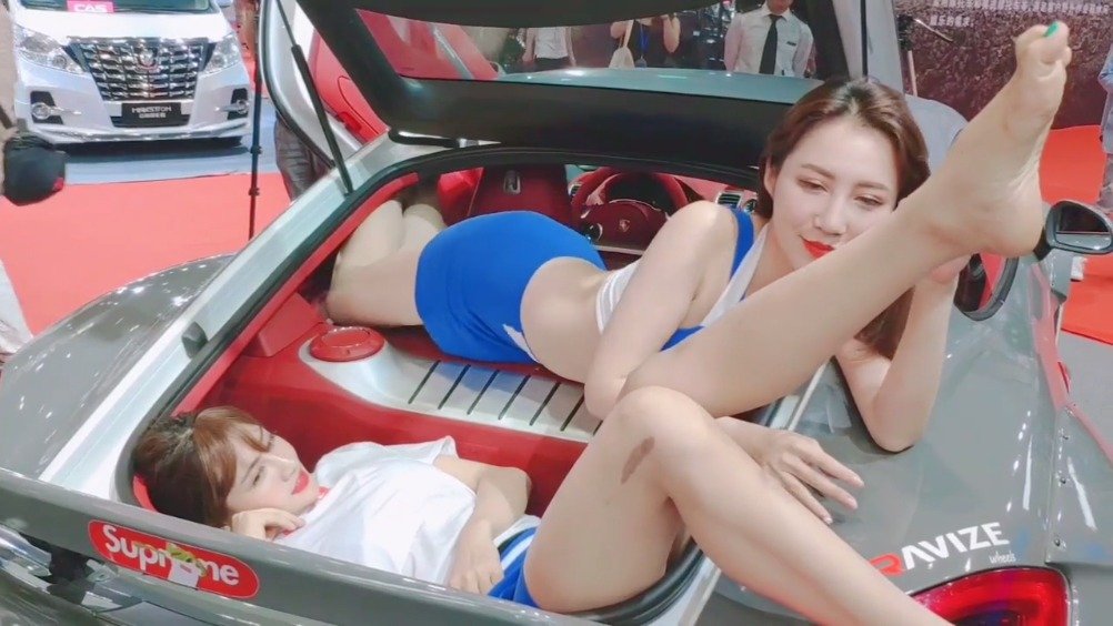 据说很多人去车展都是为了看美女