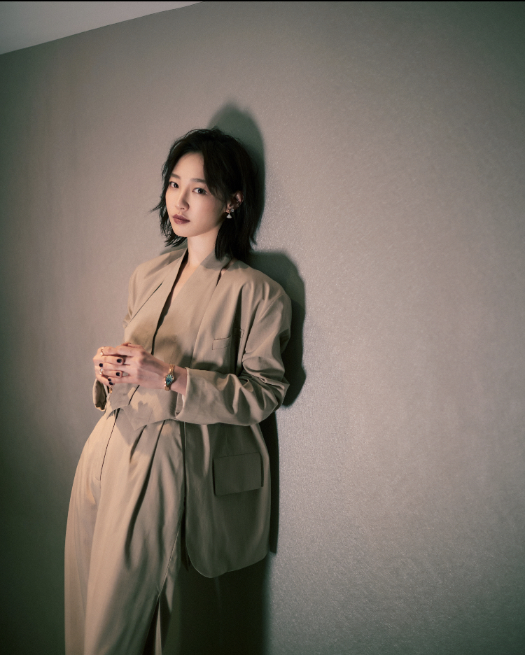女民谣歌曲排行榜_华语女歌手热度排行:邓紫棋第一张韶涵第五,女歌手一半不认识