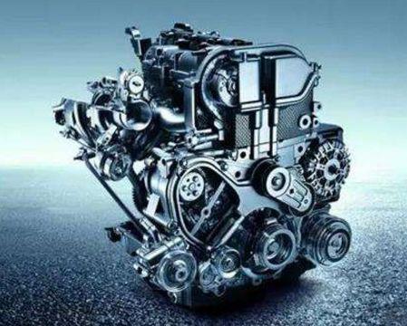 一辆车持续不停能开多久？修车工：牢记此时间，等大修再后悔晚了