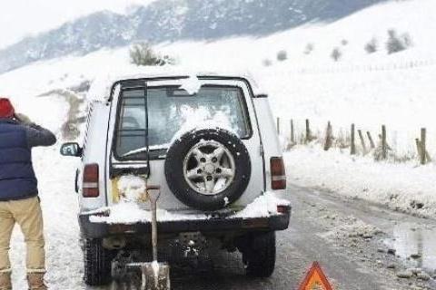 交警提醒：这5项救援是免费的，可以随叫随到，很多车主都不知道