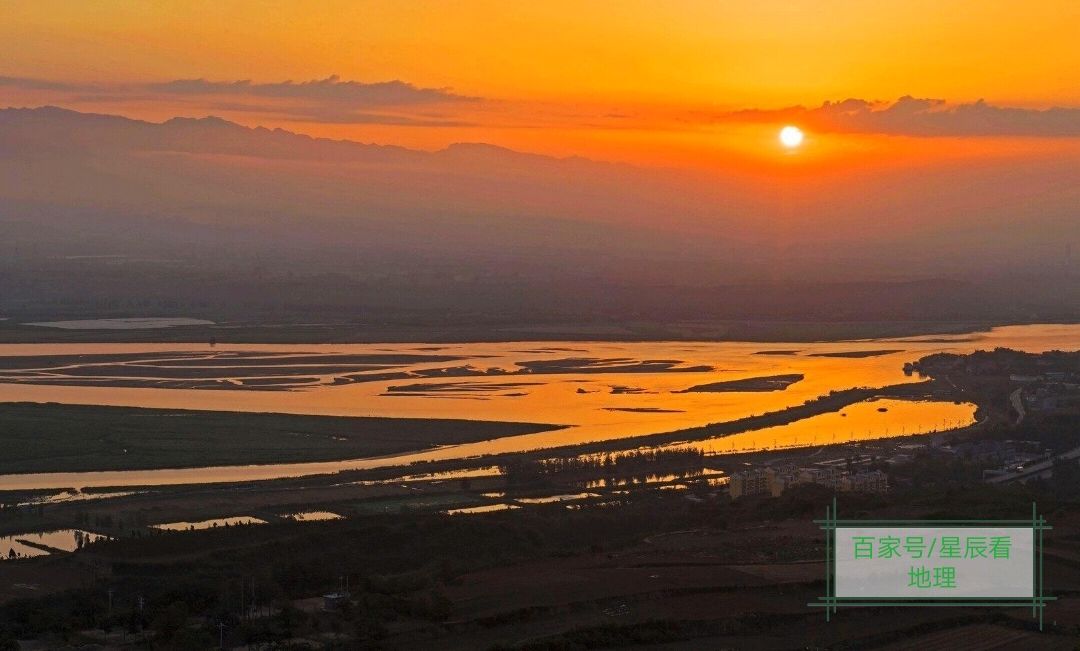 自然地理对聚落的形成和发展有什么影响呢?