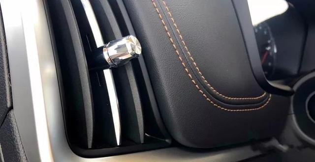 如今落地价10万元的轿车，长什么样子？