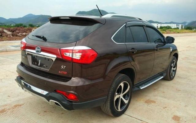 车长超4米8的大七座SUV，2.0T+6DCT，2年车龄卖7万