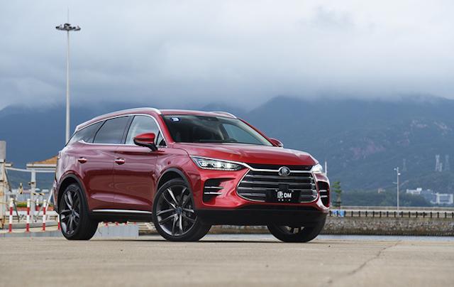 这是比亚迪“商”？概念车太炫，全铝材质车身，得卖几十万？