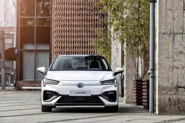 广汽新能源Aion S，要成为中国品牌纯电动车的价值新标杆？