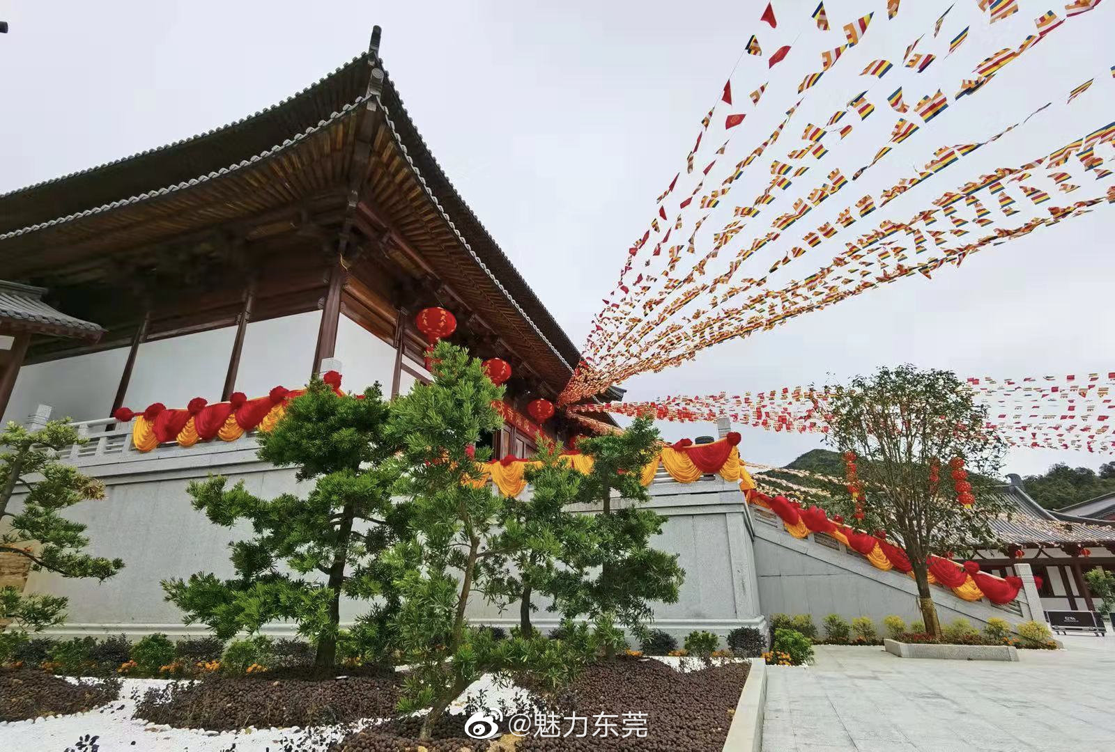 近日,陆河县又一座大寺庙建成,它便是陆河县观天寺