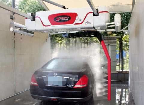 车内有灰尘就用毛巾擦老师傅教你一个“土方法”，每天开新车