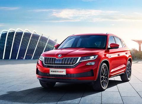 速递!新鲜的“性能车“资讯全在这，看我就够了