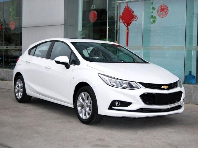 选4s店一定要注意了，不要想这位女士一样