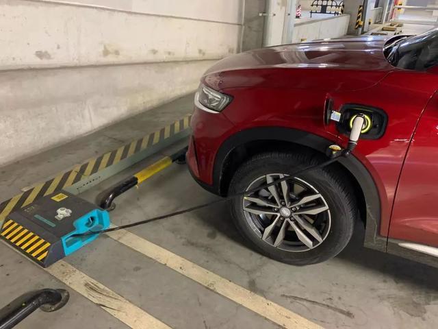 驾仕派的第三部新能源车,为什么是吉利星越PHEV?