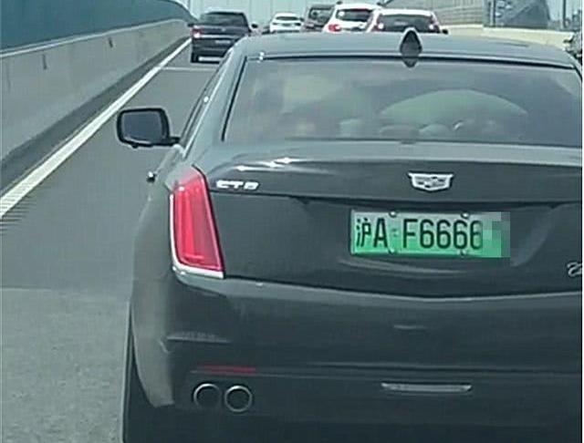 65万的凯迪拉克CT6现身,看到车牌,网友:溜爆