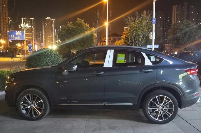 又一国产SUV火了!颜值神似宝马X6,采用沃尔沃动力,比H6大气