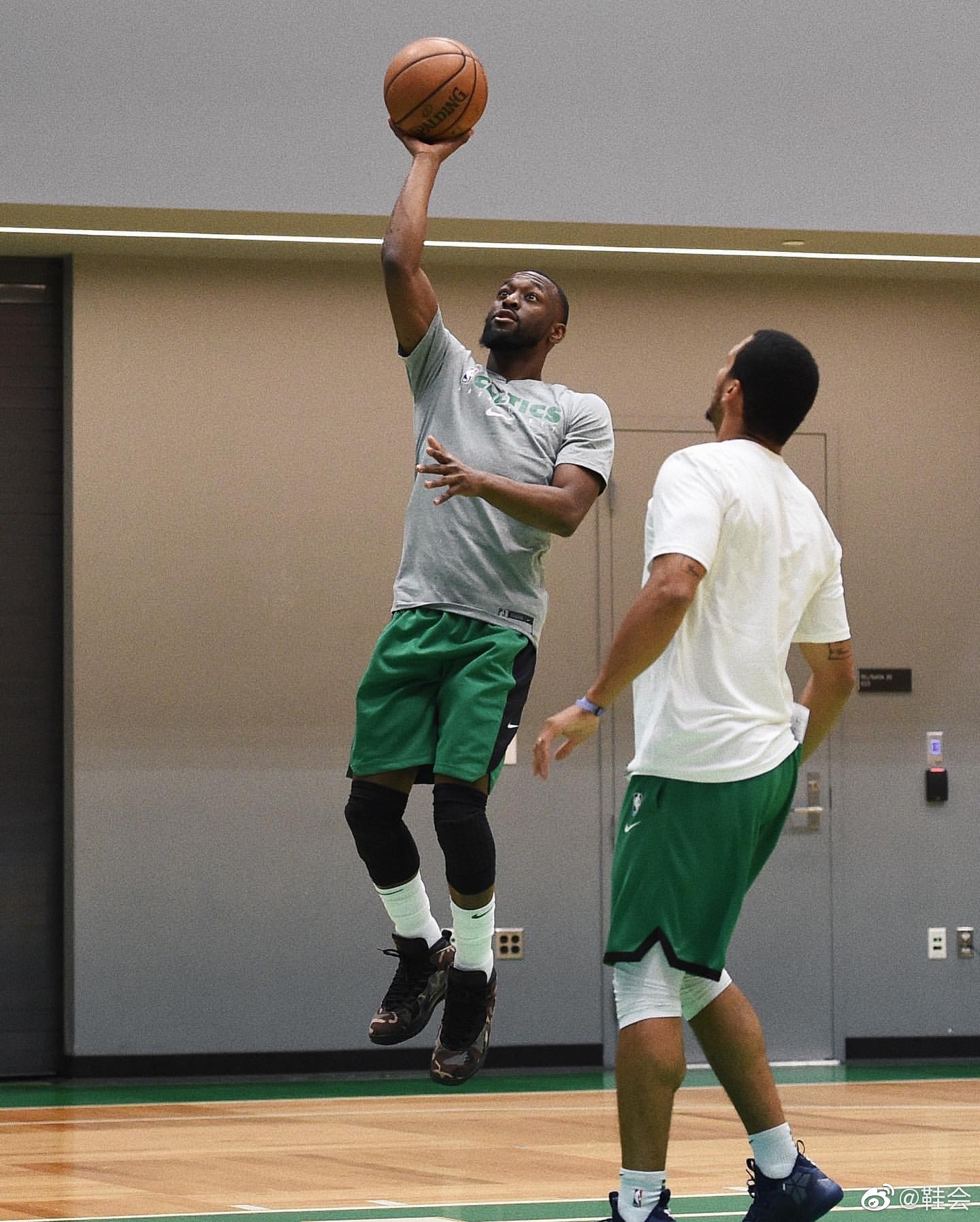 kemba walker air jordan 10