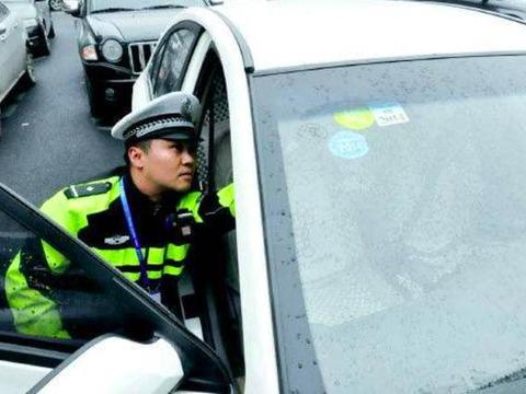 交警提示：保险公司新套路曝光，买车险时不要再傻傻的买全险了！