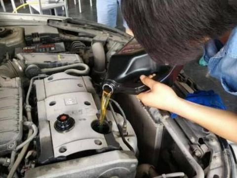 开了一辈子车，才知道这三个保养点不对！修车师傅：谁信坑谁！