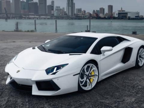 为何很少能看到各大豪车的广告？其实答案有些扎心，网友：太现实