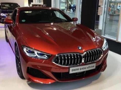 首款宝马8系到店，水晶挡杆，加速3.6秒