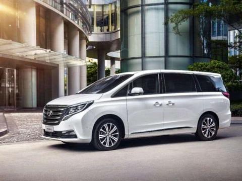 要想全家出行，应该选7座SUV还是MPV？